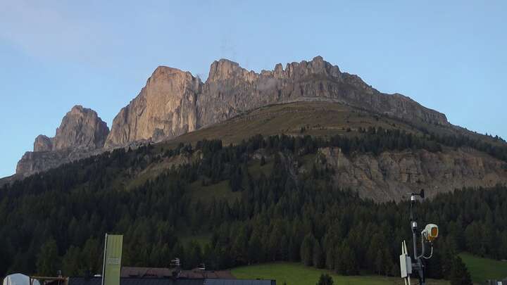 Carezza Base Station Pra di Tori snow cam captured at 19 September 2026 at 7:32 pm GMT+2