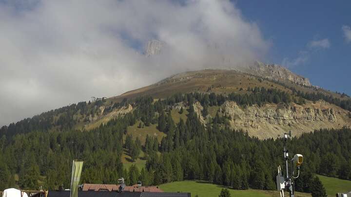 Carezza Base Station Pra di Tori snow cam captured at 29 September 2026 at 12:28 pm GMT+2