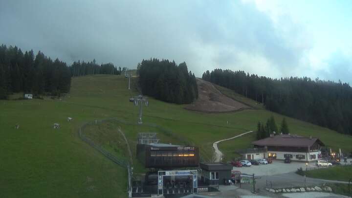 Carezza König Laurin Base Station snow cam captured at 17 September 2026 at 10:10 pm GMT+2