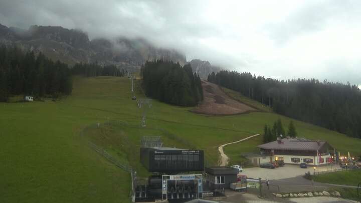 Carezza König Laurin Base Station snow cam captured at 18 September 2026 at 7:30 pm GMT+2