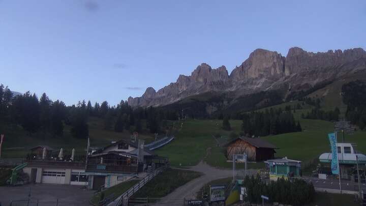Carezza Paolina Base Station snow cam captured at 21 September 2026 at 7:36 pm GMT+2