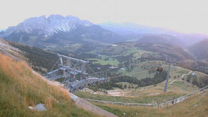 Carezza König Laurin Upper Station snow cam captured at 20 September 2026 at 7:20 pm GMT+2