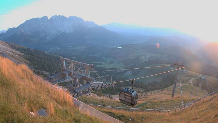 Carezza König Laurin Upper Station snow cam captured at 26 September 2026 at 7:12 pm GMT+2