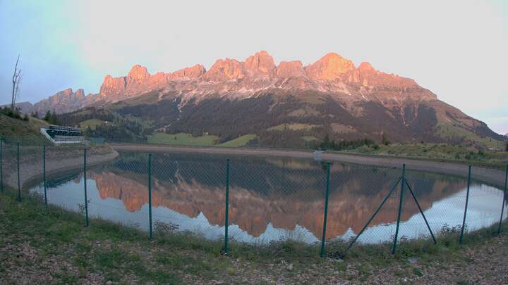 Carezza Speichersee Frin snow cam captured at 20 September 2026 at 7:20 pm GMT+2