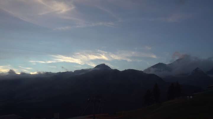 Champoluc (Monterosa) Crest snow cam captured at 19 September 2026 at 7:40 pm GMT+2