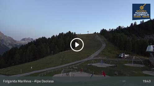 Dimaro Folgarida (Folgarida Marilleva) Folgarida Marilleva snow cam captured at 12 September 2026 at 7:51 pm GMT+2