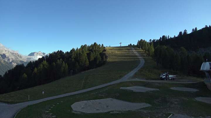 Dimaro Folgarida (Folgarida Marilleva) Folgarida Marilleva snow cam captured at 15 September 2026 at 6:21 pm GMT+2