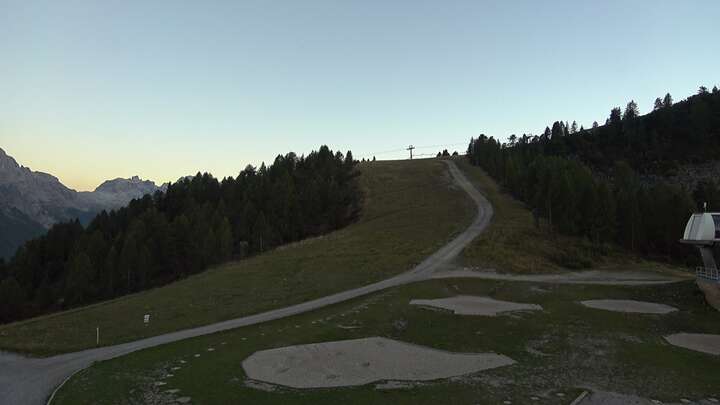Dimaro Folgarida (Folgarida Marilleva) Folgarida Marilleva snow cam captured at 27 September 2026 at 7:17 pm GMT+2