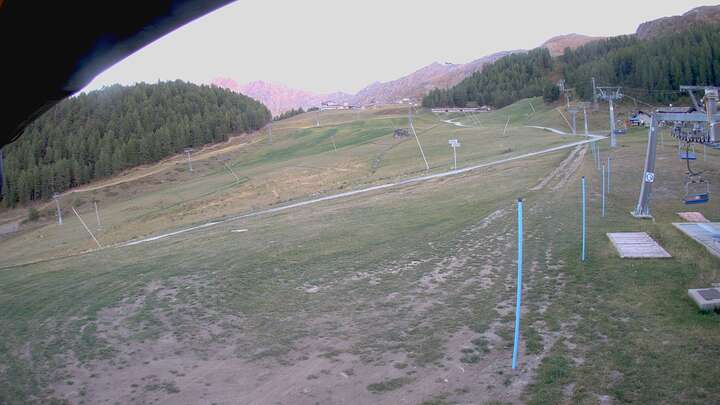 Gressan (Pila) Grimod snow cam captured at 19 September 2026 at 7:42 pm GMT+2