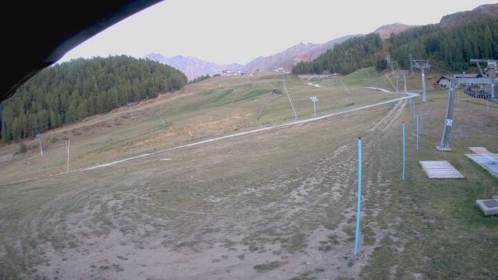 Gressan (Pila) Grimod snow cam captured at 28 September 2026 at 7:30 pm GMT+2