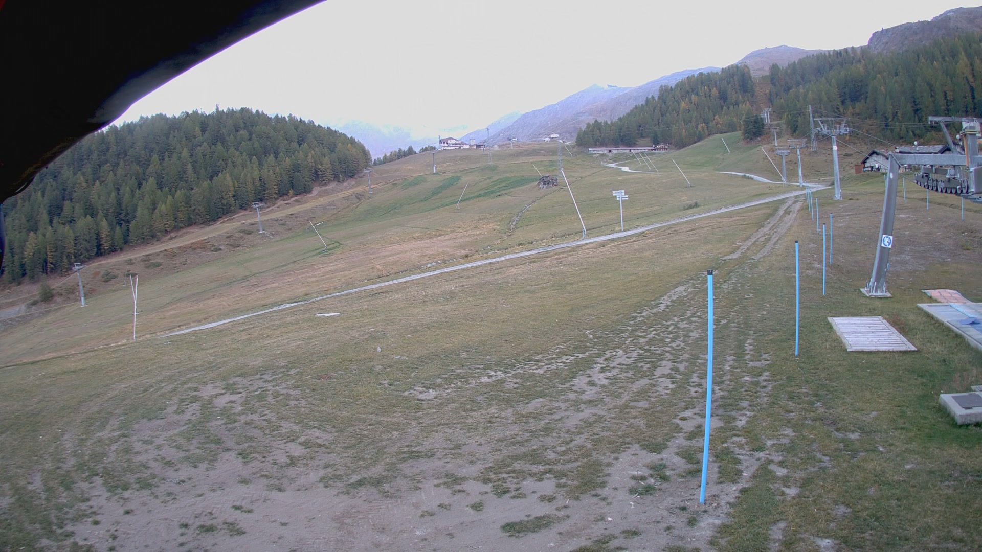 Gressan (Pila) Grimod snow cam captured at 3 October 2026 at 7:16 pm GMT+2