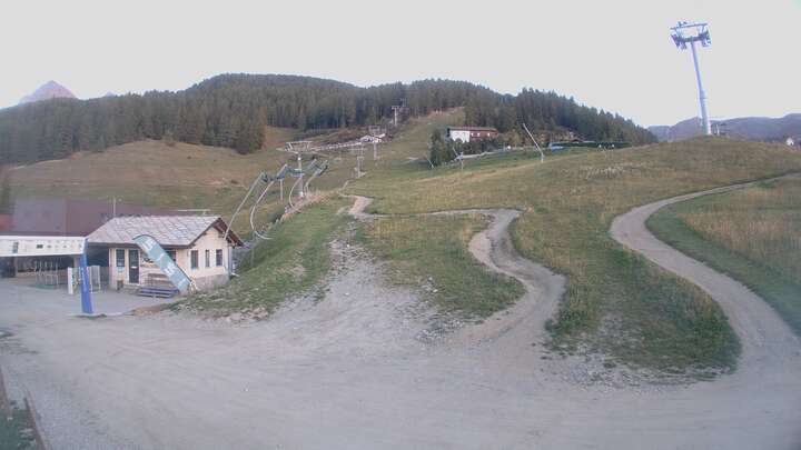 Gressan (Pila) Chamolé Valle snow cam captured at 18 September 2026 at 7:57 pm GMT+2