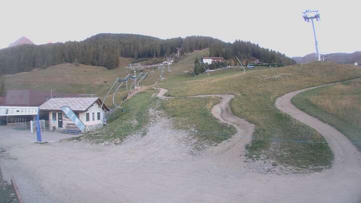 Gressan (Pila) Chamolé Valle snow cam captured at 19 September 2026 at 7:42 pm GMT+2