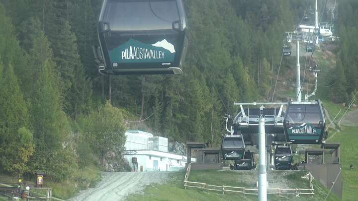 Gressan (Pila) Baby Gorraz snow cam captured at 22 September 2026 at 7:36 pm GMT+2