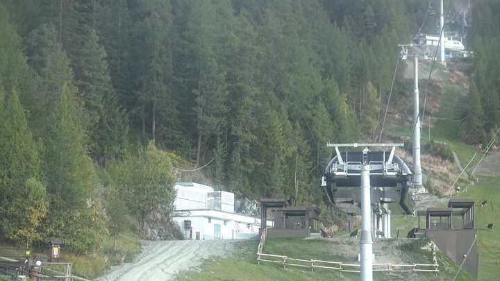 Gressan (Pila) Baby Gorraz snow cam captured at 25 September 2026 at 7:35 pm GMT+2