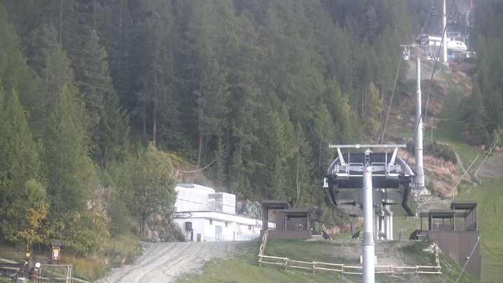 Gressan (Pila) Baby Gorraz snow cam captured at 26 September 2026 at 7:34 pm GMT+2