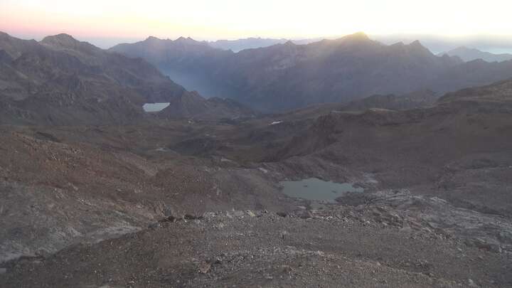 Gressoney-La-Trinité (Monterosa) Punta Indren snow cam captured at 25 September 2026 at 7:35 pm GMT+2
