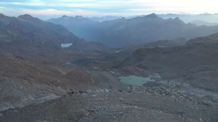 Gressoney-La-Trinité (Monterosa) Punta Indren snow cam captured at 28 September 2026 at 7:14 pm GMT+2