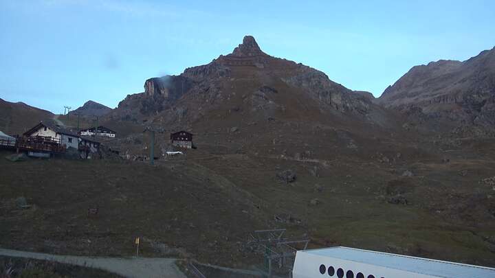 Gressoney-La-Trinité (Monterosa) Gabiet snow cam captured at 28 September 2026 at 7:14 pm GMT+2
