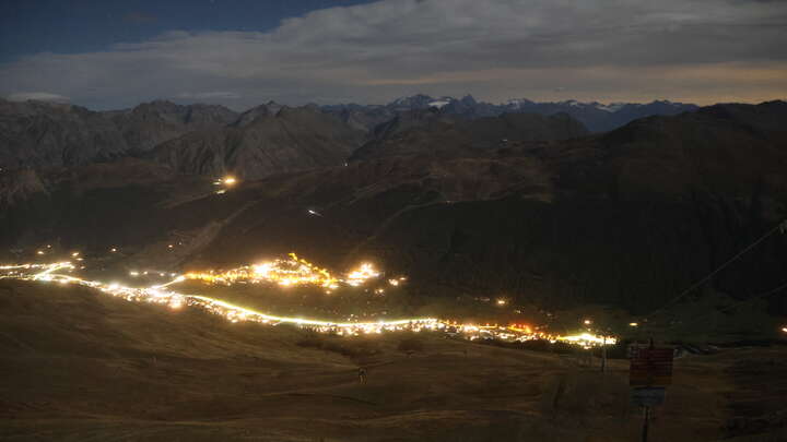 Livigno Altavista snow cam captured at 23 September 2026 at 11:52 pm GMT+2
