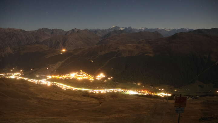Livigno Altavista snow cam captured at 24 September 2026 at 11:52 pm GMT+2