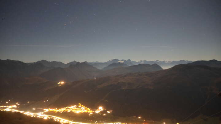 Livigno Altavista snow cam captured at 28 September 2026 at 11:32 pm GMT+2
