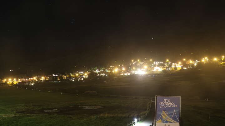 Livigno SnowFarm snow cam captured at 14 September 2026 at 11:45 pm GMT+2