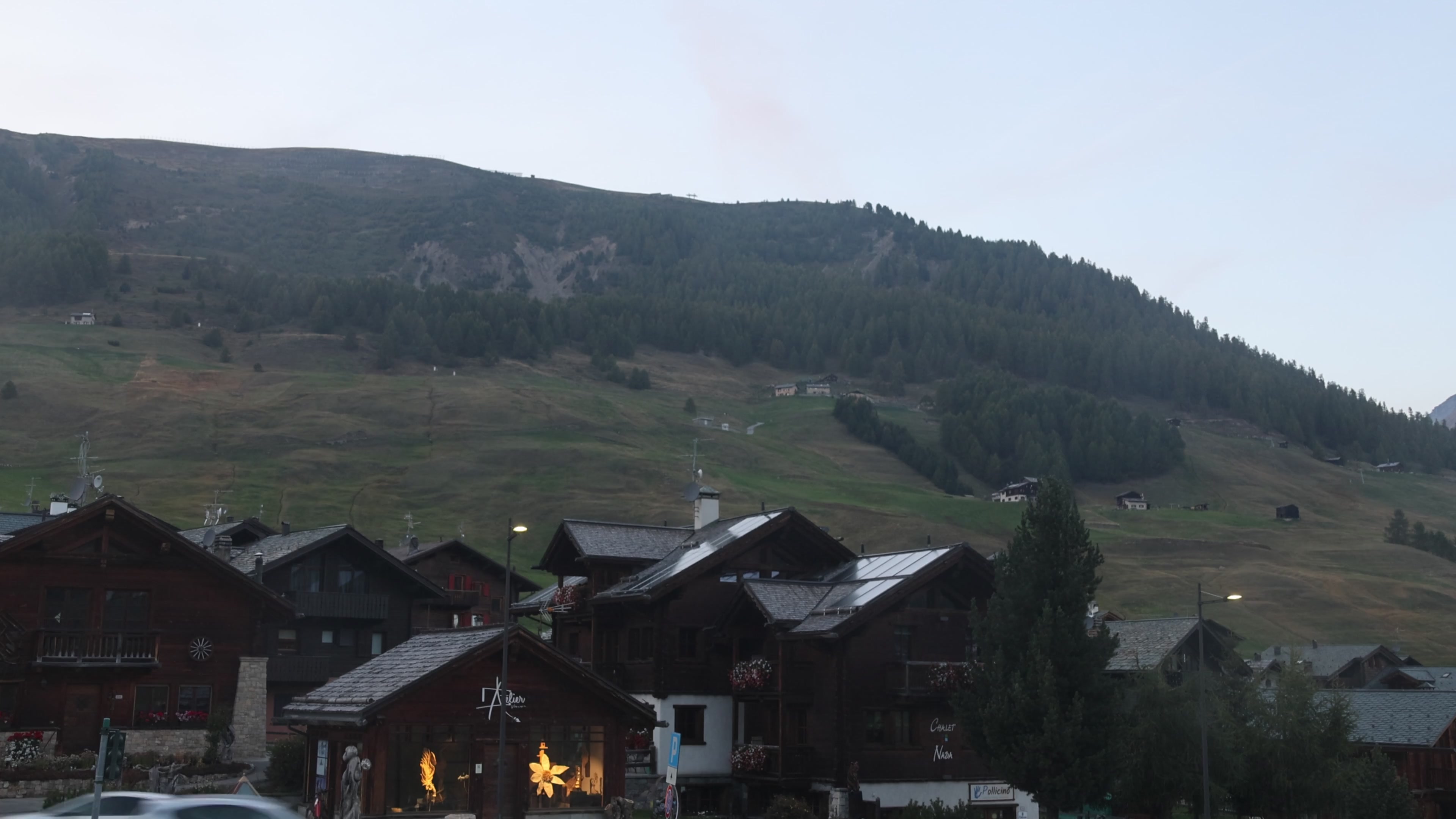 Livigno SnowFarm snow cam captured at 3 October 2026 at 7:06 pm GMT+2