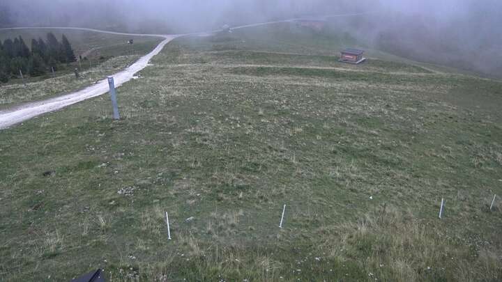 Obereggen Reiterjoch 2030 m snow cam captured at 16 September 2026 at 7:27 pm GMT+2