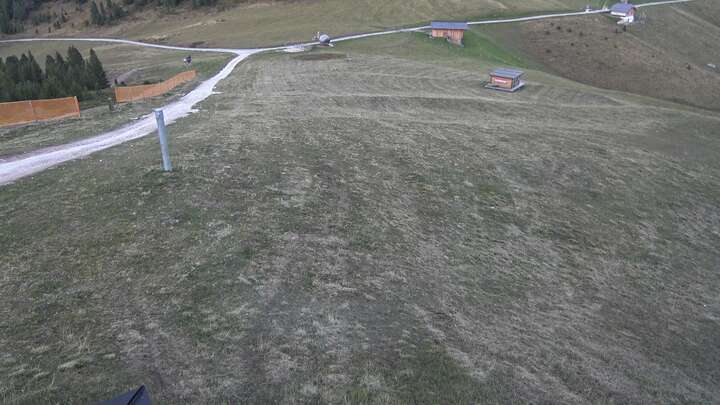 Obereggen Reiterjoch 2030 m snow cam captured at 28 September 2026 at 7:21 pm GMT+2