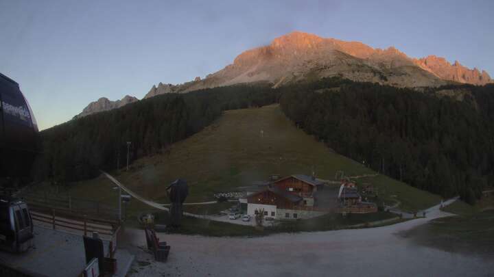 Obereggen Laner snow cam captured at 26 September 2026 at 7:10 pm GMT+2