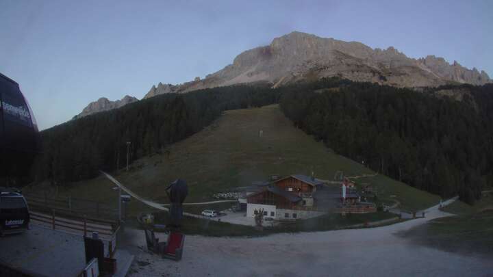 Obereggen Laner snow cam captured at 28 September 2026 at 7:04 pm GMT+2