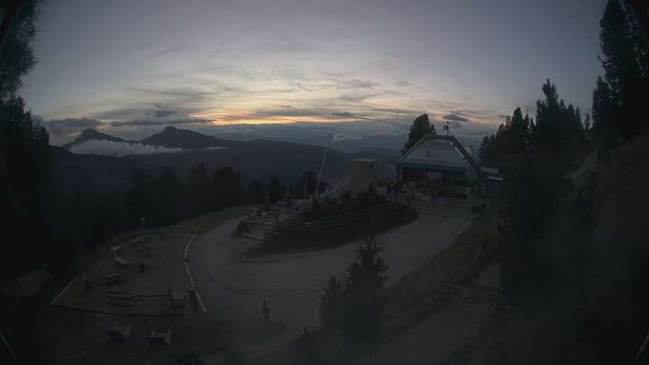 Obereggen Oberholz Berg snow cam captured at 17 September 2026 at 10:07 pm GMT+2