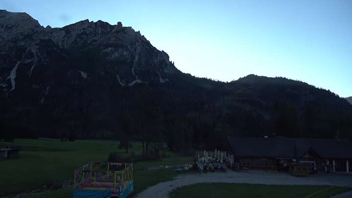 Prags Skilifte Prags snow cam captured at 15 September 2026 at 6:43 pm GMT+2