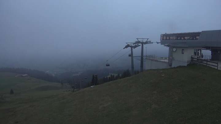 Seis am Schlern Florianlift Upper Station snow cam captured at 16 September 2026 at 7:31 pm GMT+2