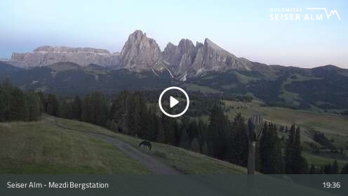 Seis am Schlern Mezdi Upper Station snow cam captured at 12 September 2026 at 7:38 pm GMT+2