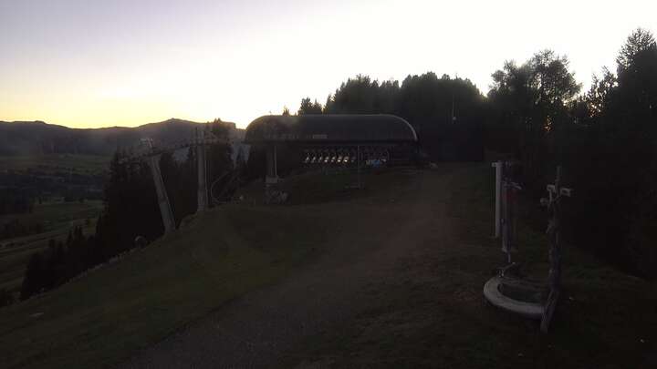 Seis am Schlern Mezdi Upper Station snow cam captured at 25 September 2026 at 7:30 pm GMT+2