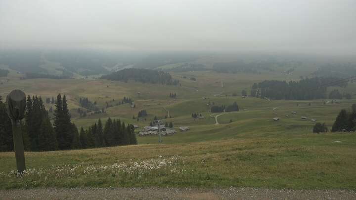 Seis am Schlern Mezdi Upper Station snow cam captured at 29 September 2026 at 12:35 pm GMT+2