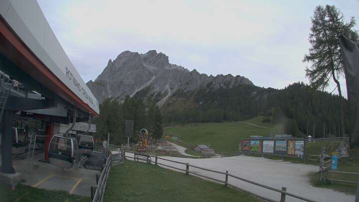 Sexten (3Zinnen Dolomites) Rotwand Upper Station snow cam captured at 13 September 2026 at 7:38 pm GMT+2