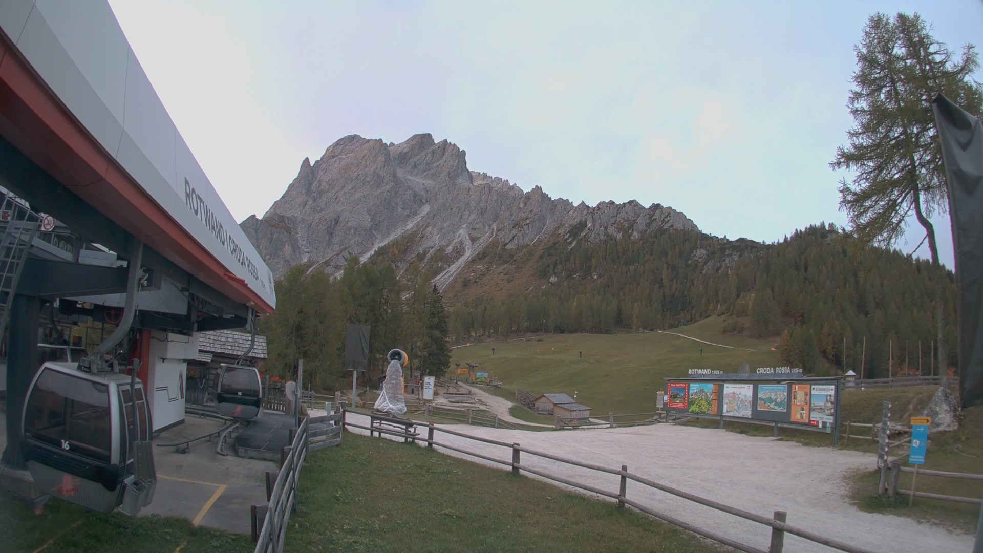 Sexten (3Zinnen Dolomites) Rotwand Upper Station snow cam captured at 6 October 2026 at 7:04 am GMT+2