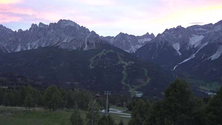 Sexten (3Zinnen Dolomites) Stiergarten snow cam captured at 13 September 2026 at 7:38 pm GMT+2