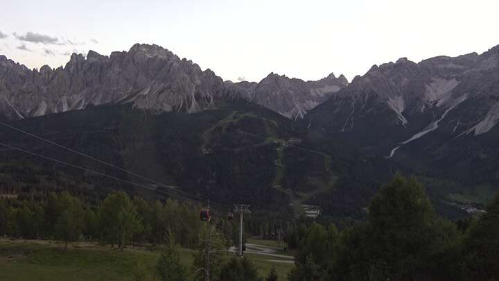 Sexten (3Zinnen Dolomites) Stiergarten snow cam captured at 14 September 2026 at 7:47 pm GMT+2