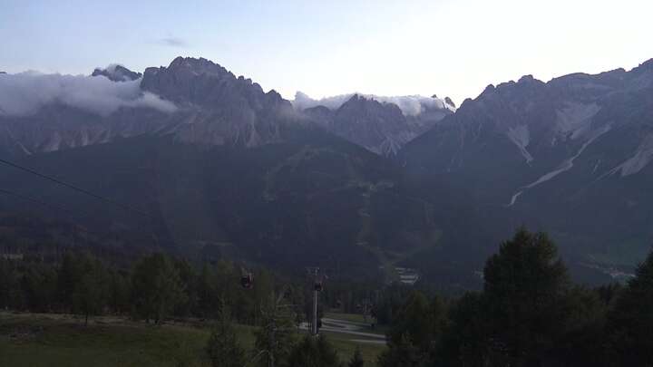 Sexten (3Zinnen Dolomites) Stiergarten snow cam captured at 16 September 2026 at 7:48 pm GMT+2