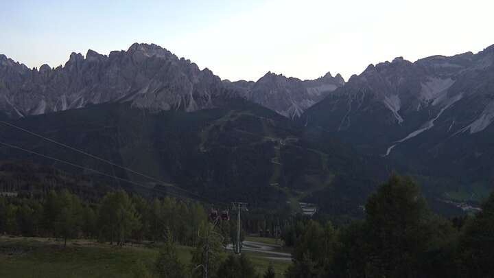 Sexten (3Zinnen Dolomites) Stiergarten snow cam captured at 26 September 2026 at 7:13 pm GMT+2