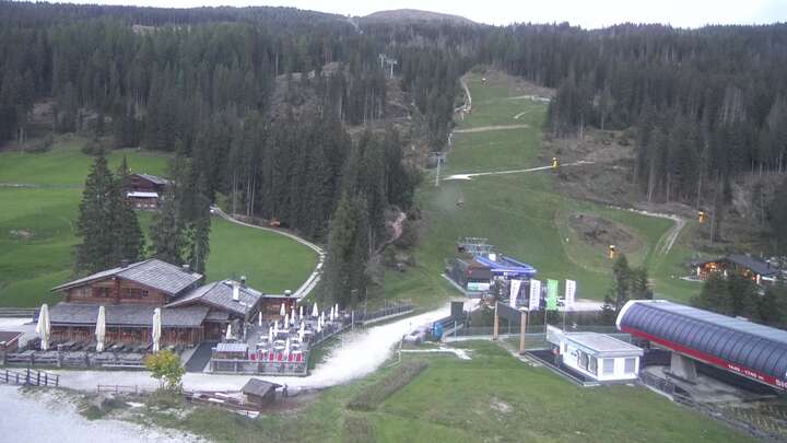 Sexten (3Zinnen Dolomites) Signaue snow cam captured at 24 September 2026 at 7:13 pm GMT+2