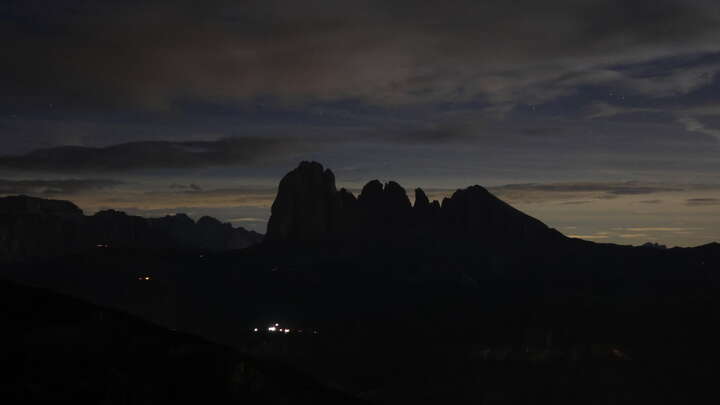 St. Ulrich in Gröden (Val Gardena/Gröden) Raschötz snow cam captured at 20 September 2026 at 11:56 pm GMT+2