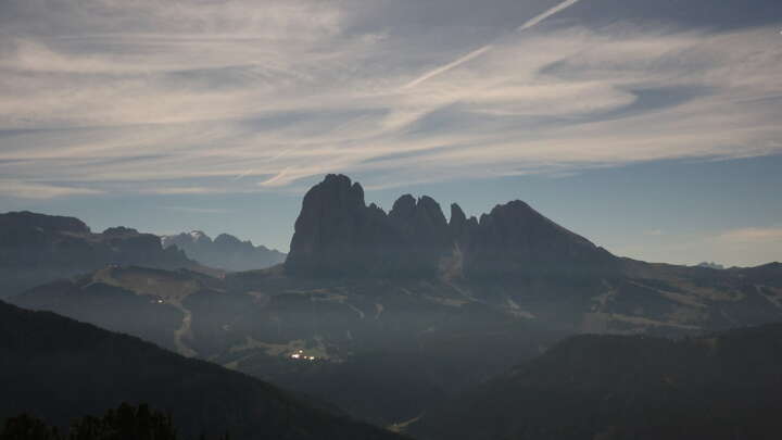 St. Ulrich in Gröden (Val Gardena/Gröden) Raschötz snow cam captured at 26 September 2026 at 11:48 pm GMT+2