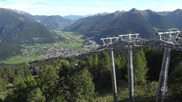 Sterzing (Vipiteno) Ski Area Rosskopf snow cam captured at 13 September 2026 at 4:30 pm GMT+2