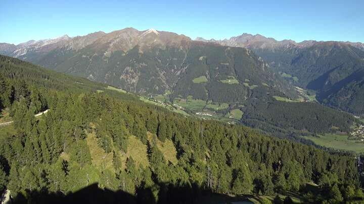Sterzing (Vipiteno) Ski Area Rosskopf snow cam captured at 26 September 2026 at 4:37 pm GMT+2