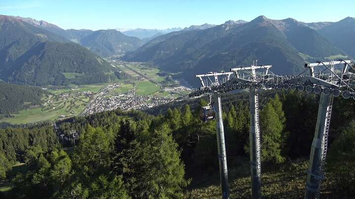 Sterzing (Vipiteno) Ski Area Rosskopf snow cam captured at 27 September 2026 at 4:32 pm GMT+2